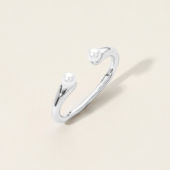 Silver White Pearl Tip Two Finger Ring 2 Fashion Statement Accessory - Picture 1 of 5